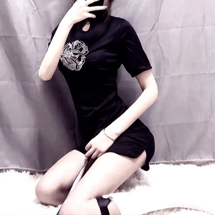 情挑四十